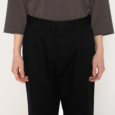 WOMEN'S KATSURAGI TUCK BELTED PANTS