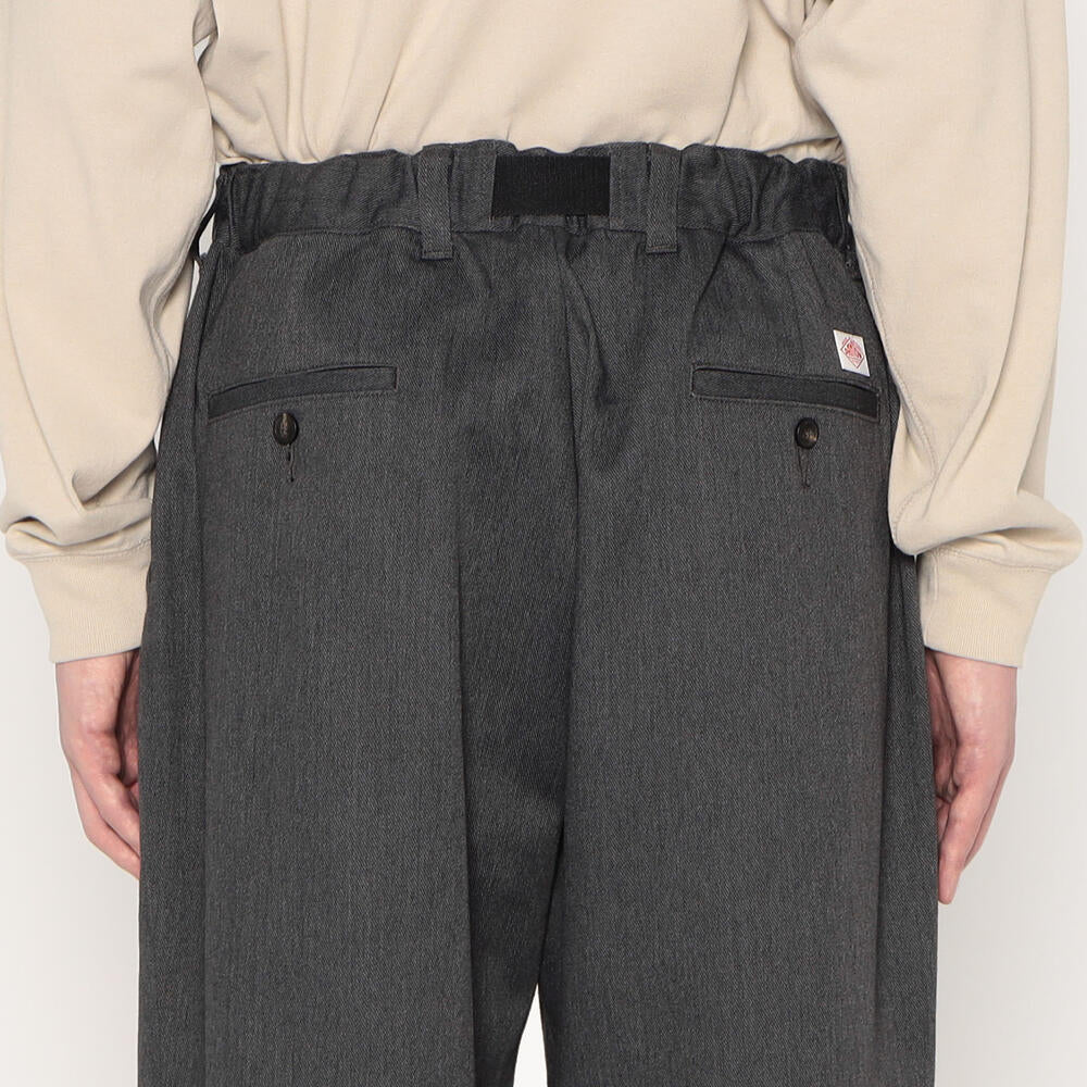 DANTON MEN'S KATSURAGI TUCK BELTED PANTS