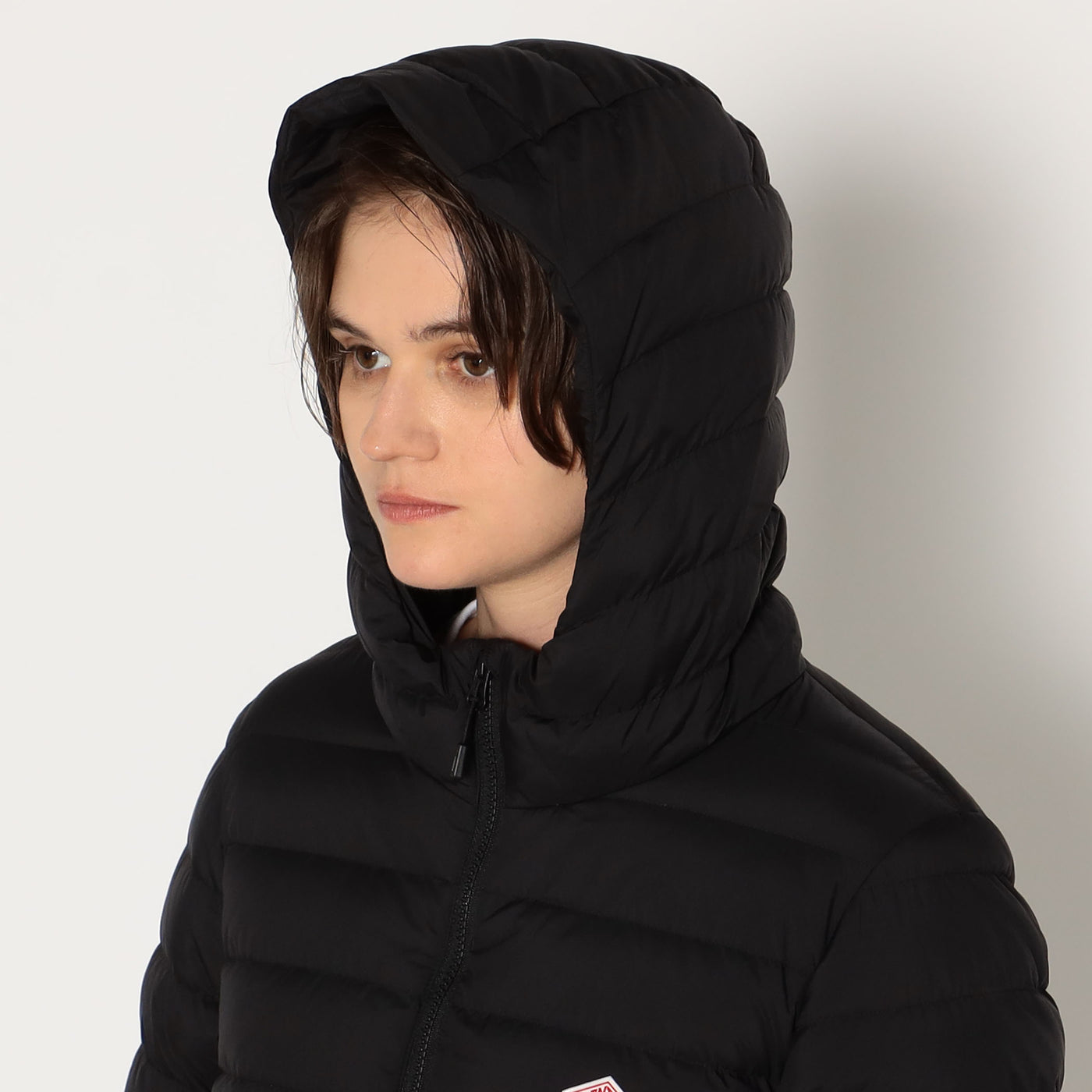 WOMEN'S NYLON TAFFETA MIDDLE DOWN HOODED JACKET