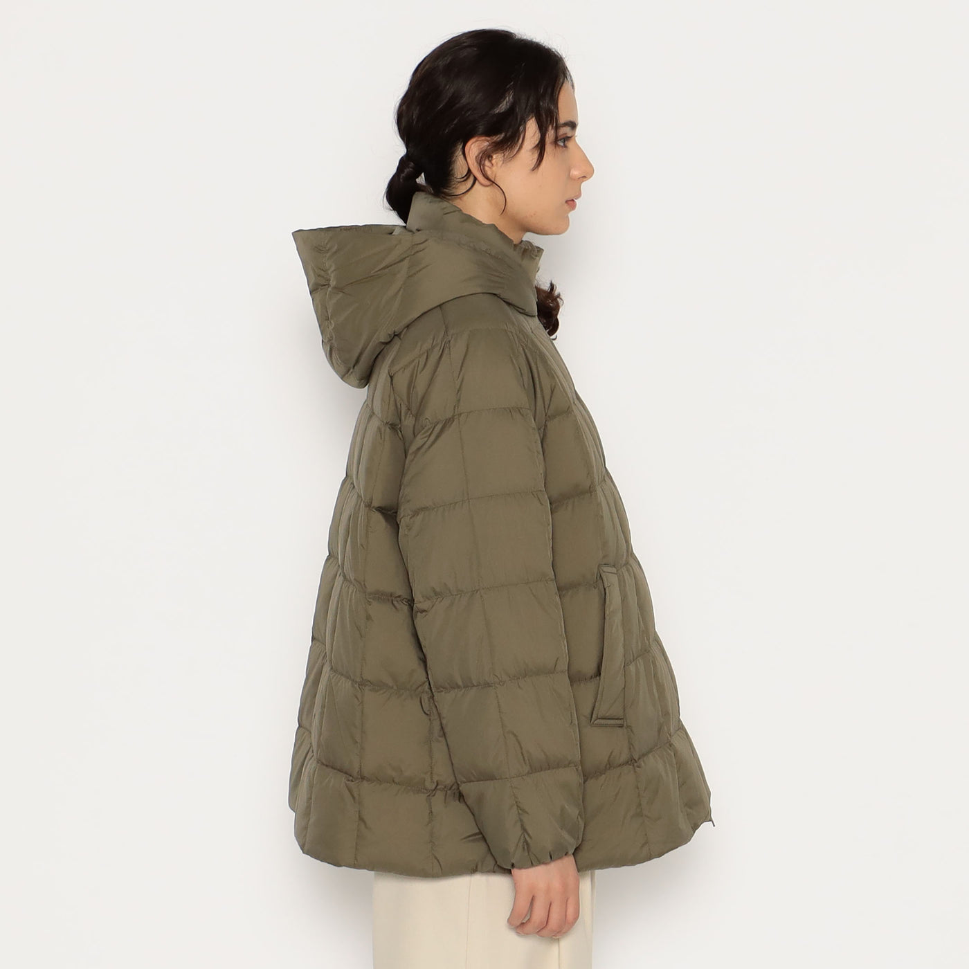 WOMEN'S NYLON TAFFETA SQUARE QUILTED DOWN JACKET