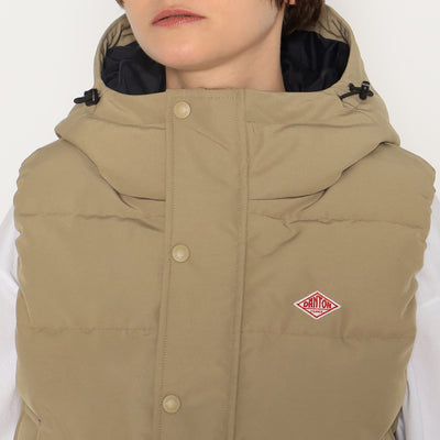 WOMEN'S HOODED DOWN VEST