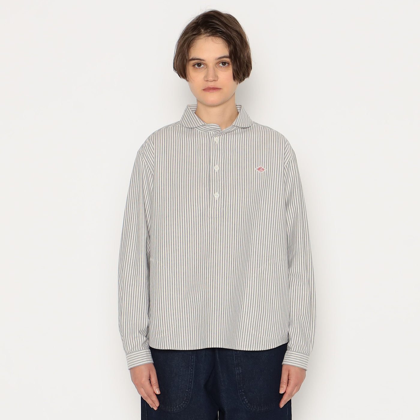 WOMEN'S OXFORD ROUND COLLAR PULLOVER SHIRT PATTERN