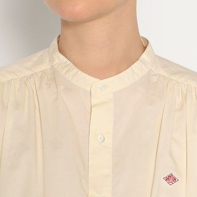 WOMEN'S GATHERED BAND COLLAR SHIRT