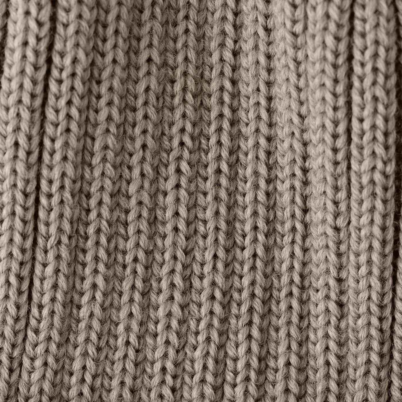 WOOL RIB KNIT BEANIE