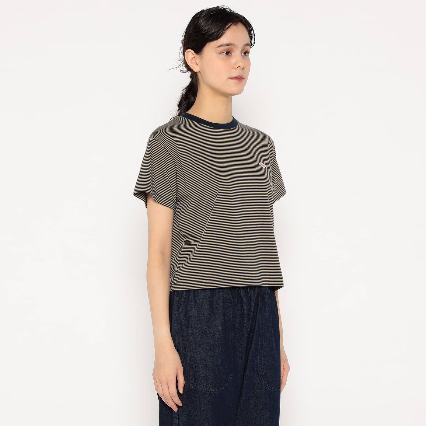 WOMEN'S SHORT SLEEVE SEMI CROP T-SHIRT STRIPE