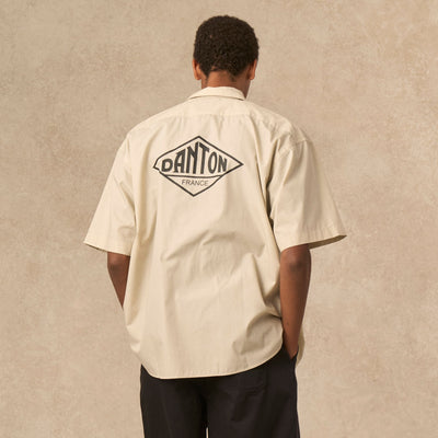 MEN'S BACK LOGO SHORT SLEEVE WORK SHIRT
