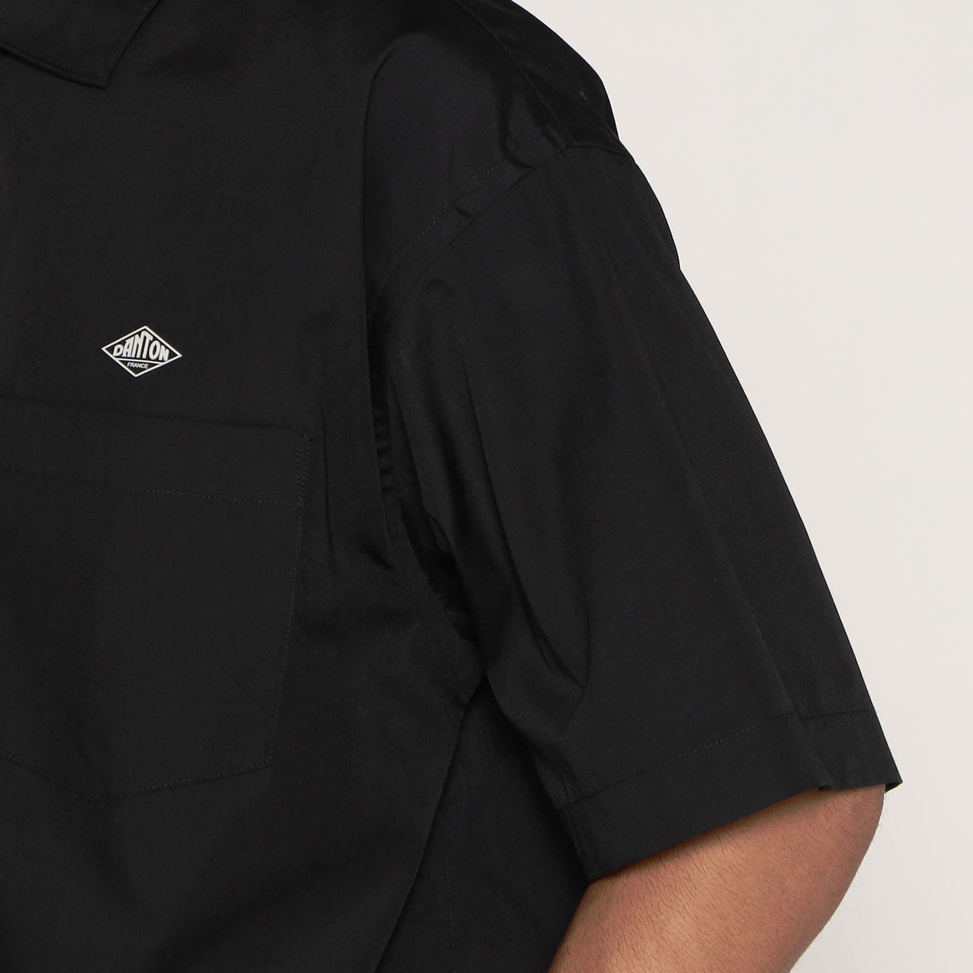 MEN'S BACK LOGO SHORT SLEEVE WORK SHIRT