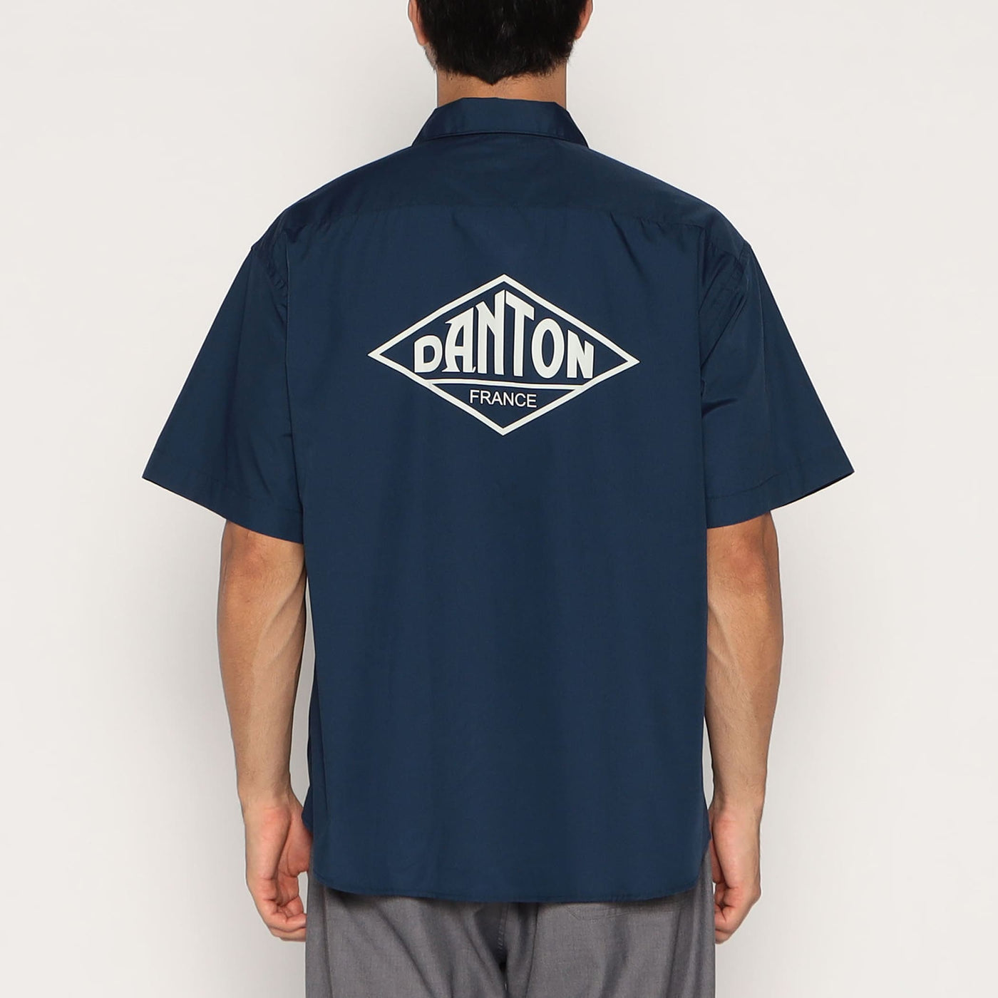 MEN'S BACK LOGO SHORT SLEEVE WORK SHIRT