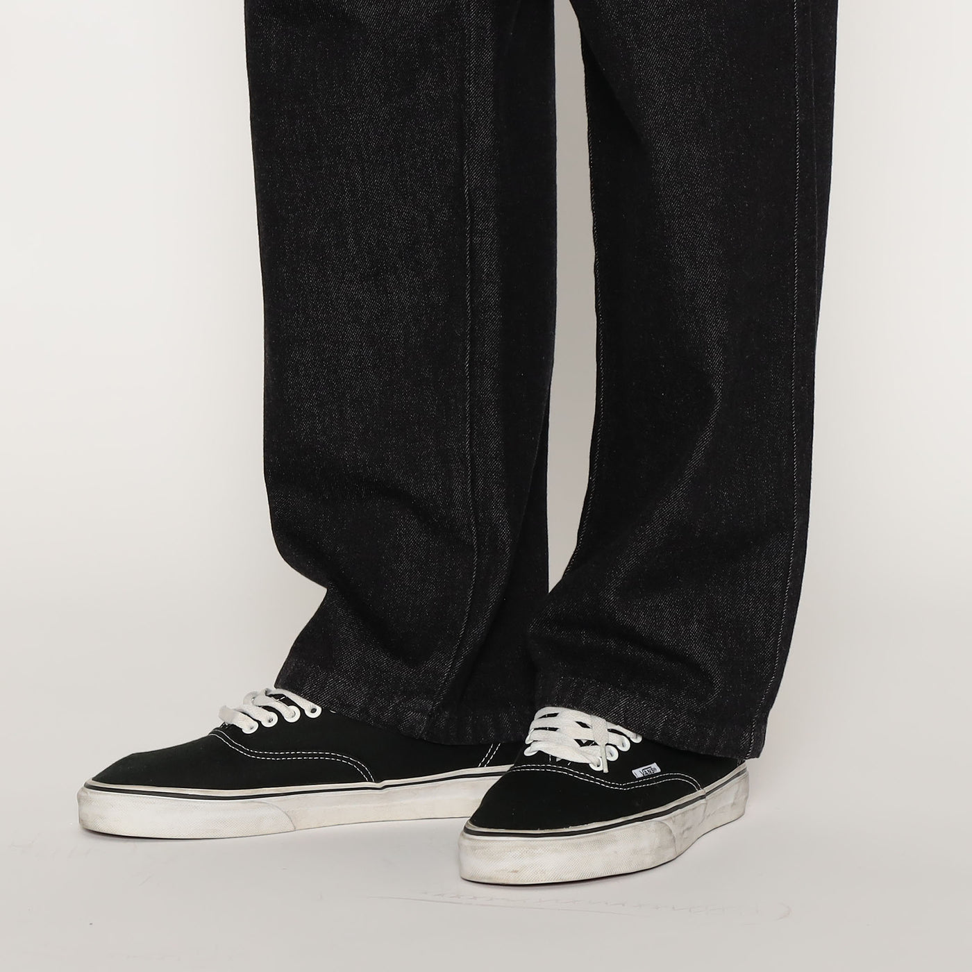 MEN'S BLACK DENIM EASY PANTS