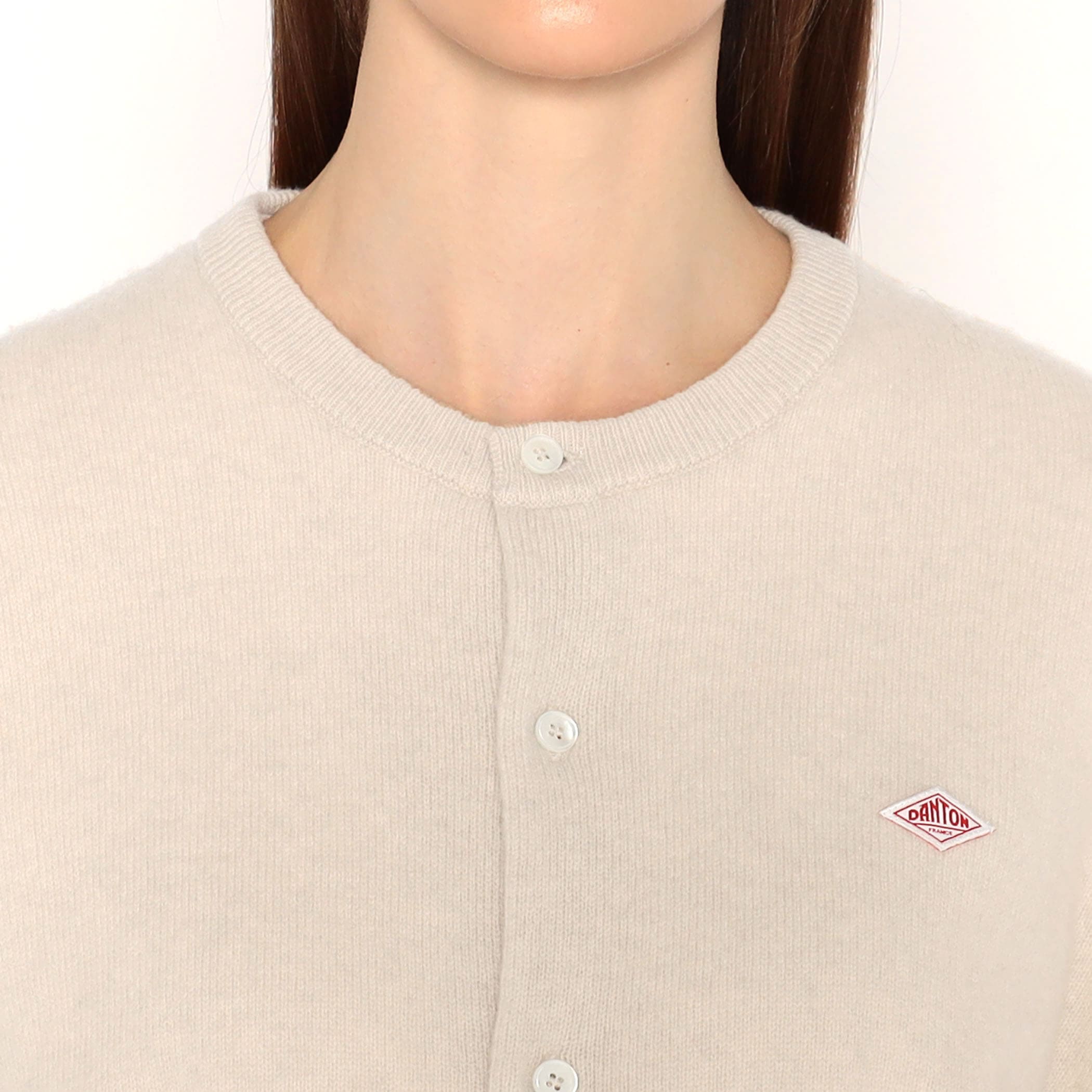 DANTON WOMEN'S LAMBSWOOL CREW NECK KNIT CARDIGAN