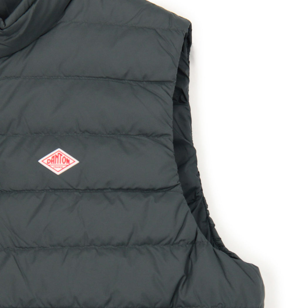 MEN'S NYLON TAFFETA MIDDLE DOWN STAND COLLAR VEST