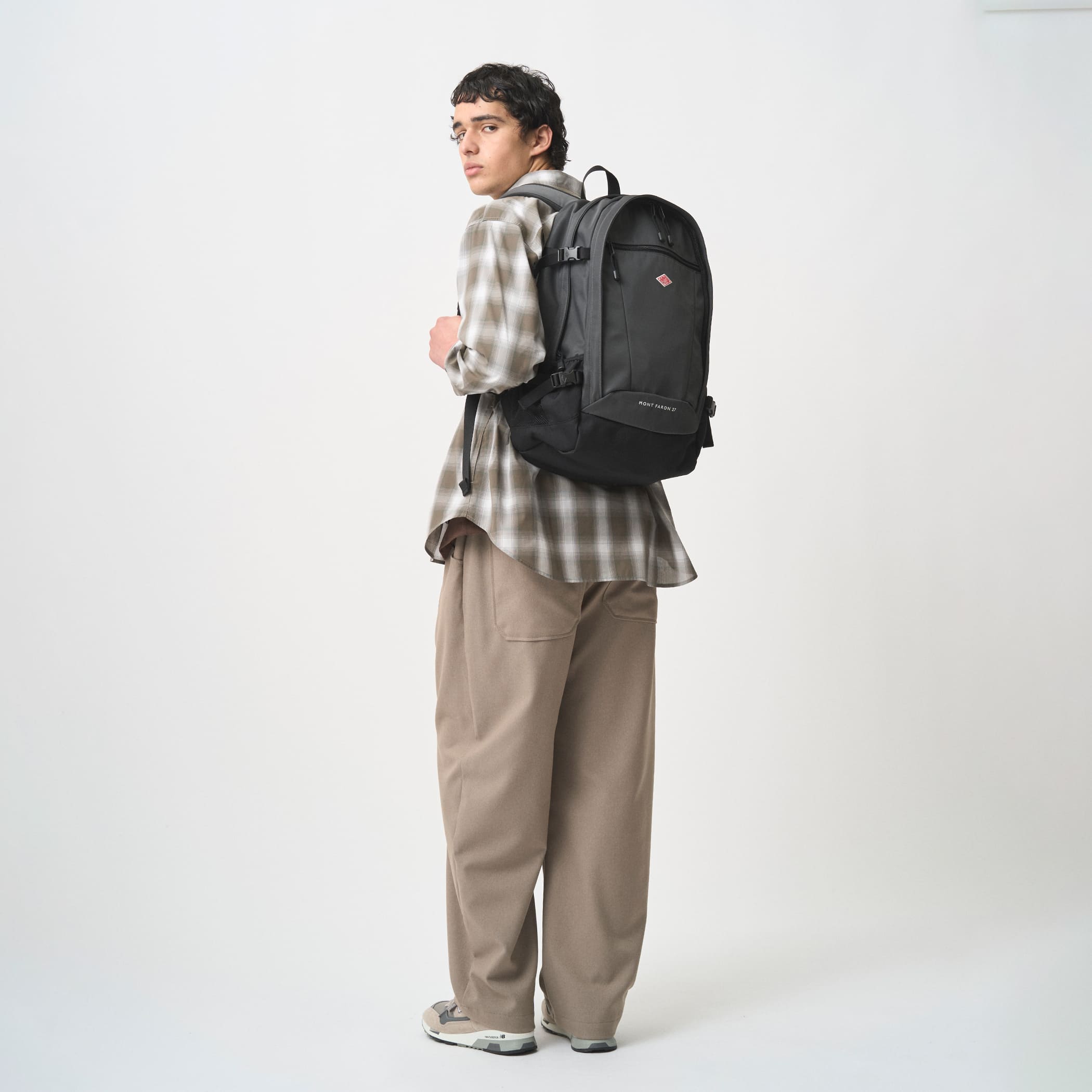 POLYESTER TWILL BACKPACK [MONT FARON 27] – DANTON