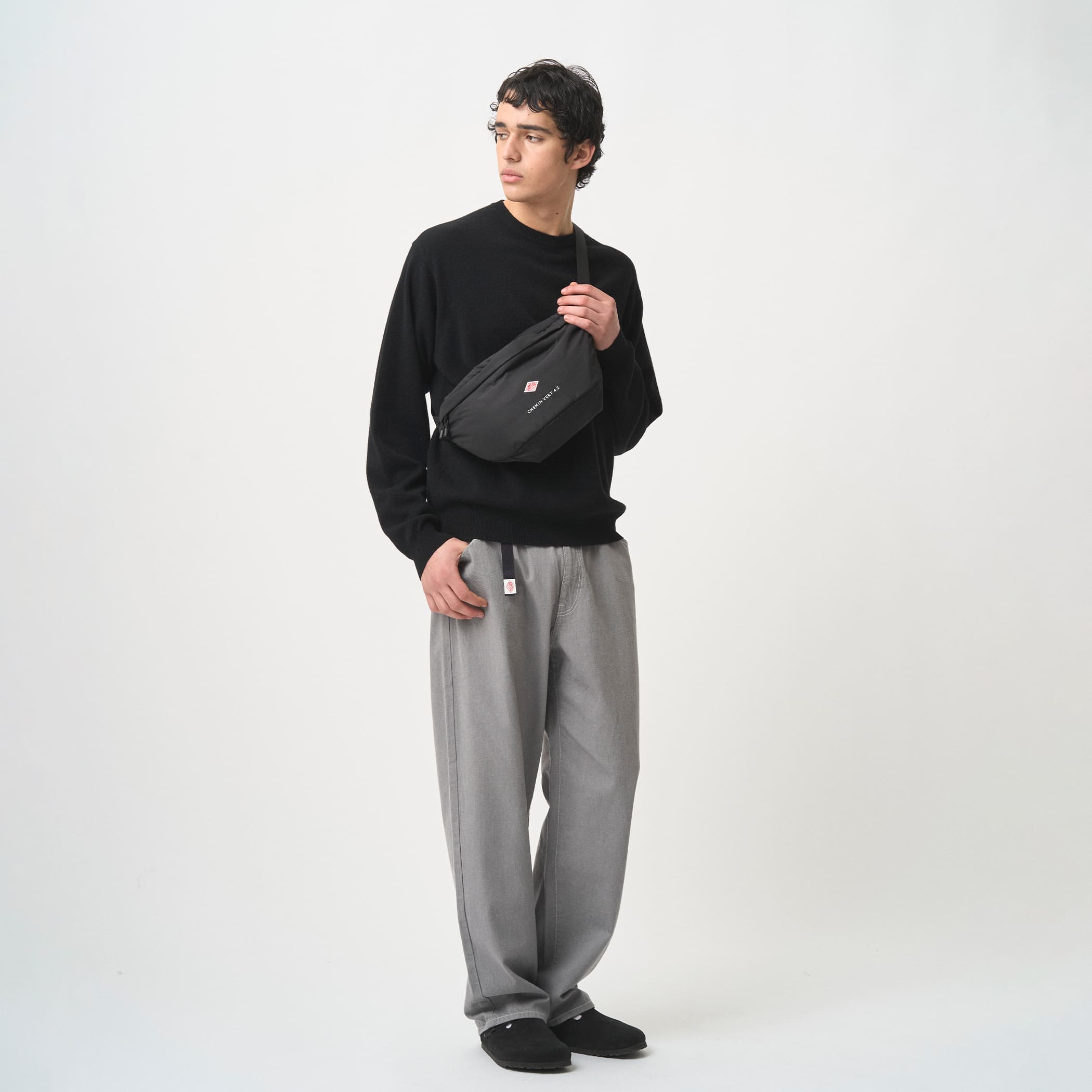 美品 danton POLYESTER TAFFETA SLING BAG DANTON POLYESTER TAFFETA SLING BAG [CHEMIN VERT 4.2]