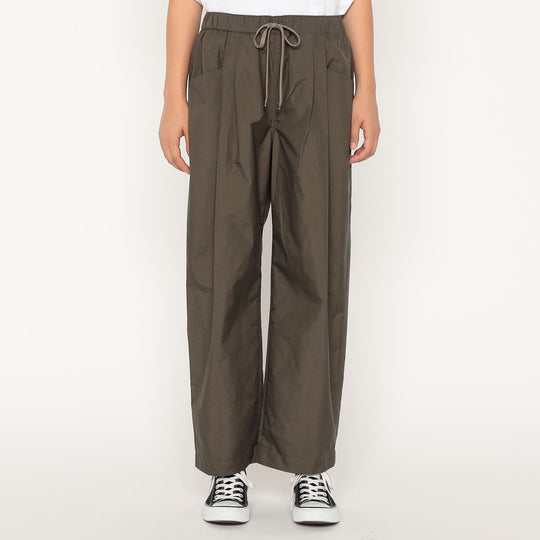 Women's Stunner Nylon 2tuck Easy Pants