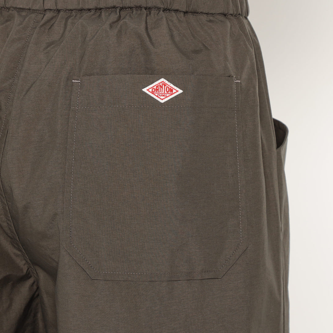 Women's Stunner Nylon 2tuck Easy Pants