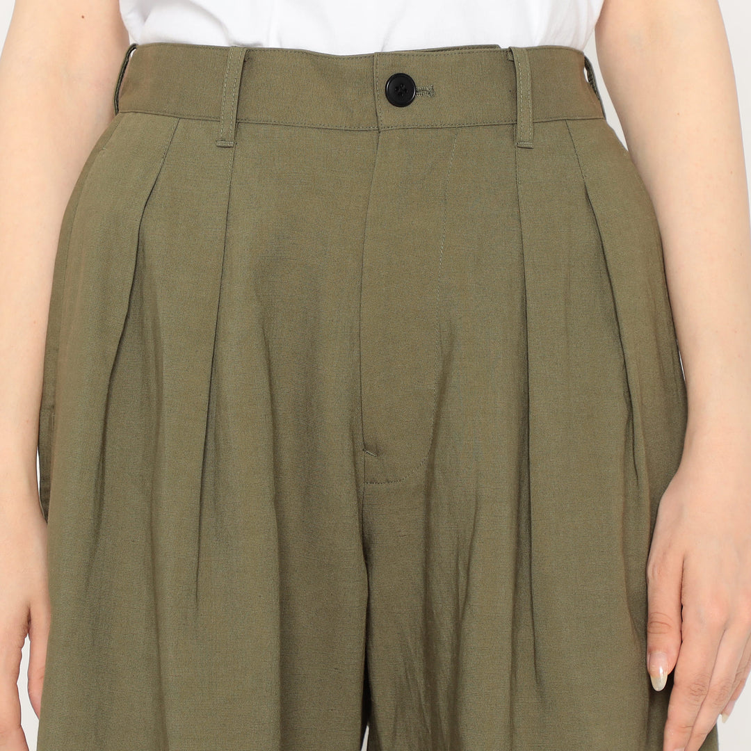 Women's Linen-Blend Double Pleated Shorts
