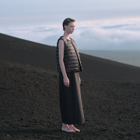 WOMEN'S NYLON TAFFETA WHITE GOOSE INNER DOWN VEST