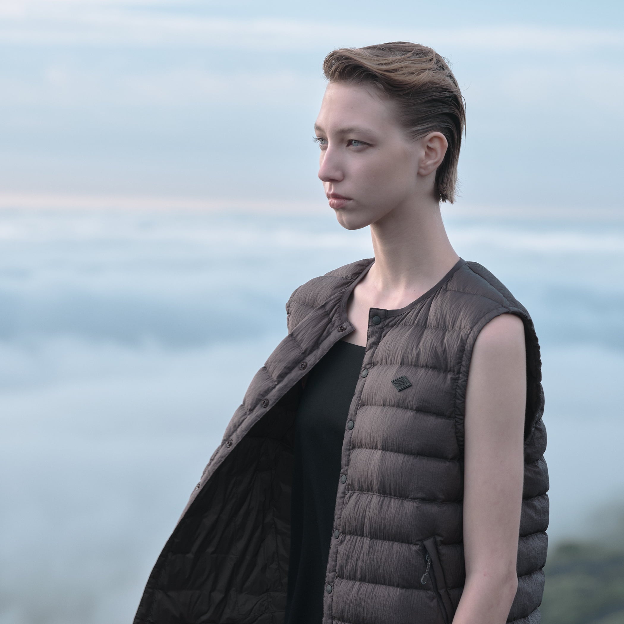 DANTON ダントンWOMEN'S HOODED DOWN VEST DANTON ダントンWOMEN'S HOODED DOWN VEST