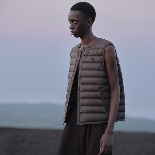 MEN'S NYLON TAFFETA WHITE GOOSE INNER DOWN VEST