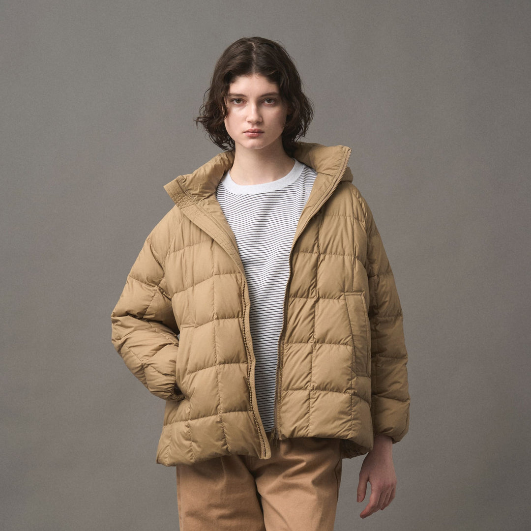 WOMEN'S NYLON TAFFETA SQUARE QUILTED DOWN JACKET